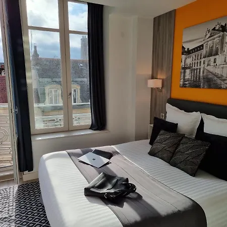 Loft Ξενοδοχείο με διαμερίσματα 3*