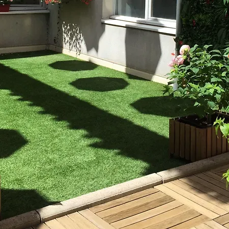Ξενοδοχείο με διαμερίσματα Loft Ντιζόν