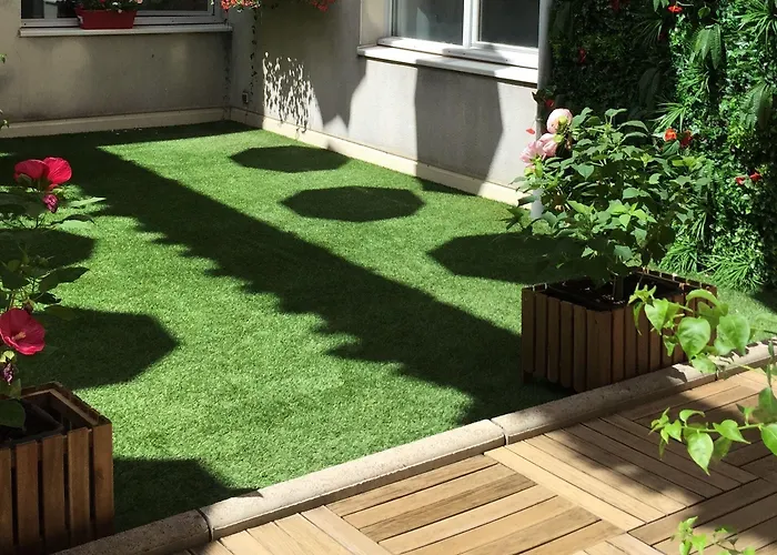 Ξενοδοχείο με διαμερίσματα Loft Ντιζόν