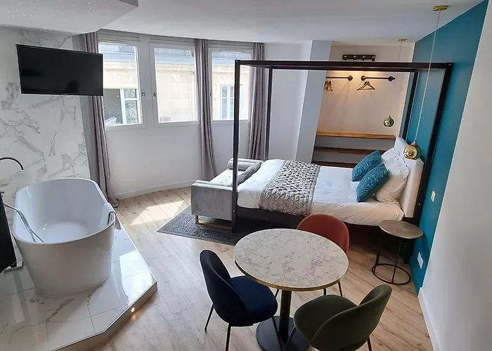 Aparthotel Loft 3*