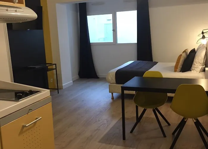 Aparthotel Loft 3*